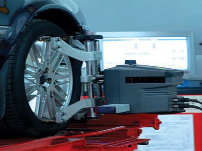 Great-Lakes-Auto-Centre-Tyre-Service.jpg