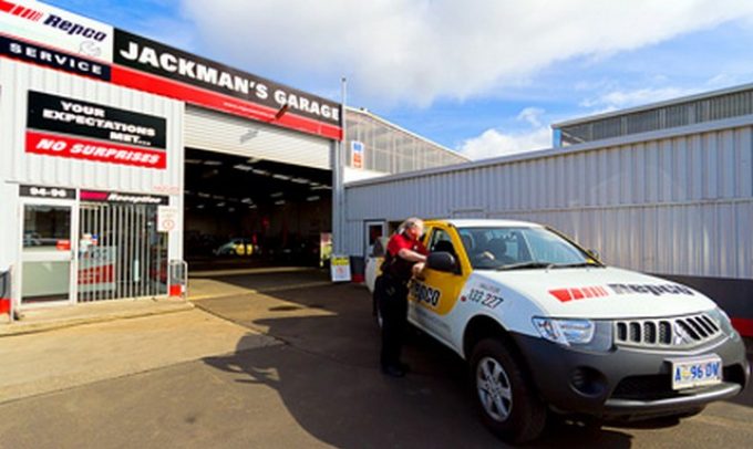 Jackmans-Garage-Auto-Repairs-Workshop-Store-Front.jpg