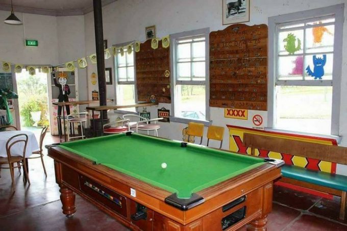 Mulgildie-Hotel-Billiards.jpg