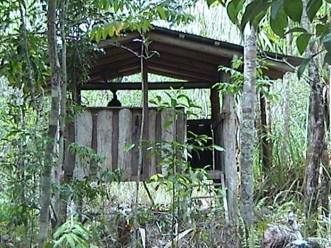 Platypus-Bush-Camp-Huts.jpg