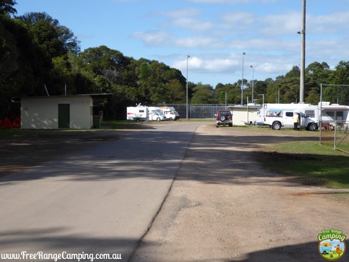 maleny-showgrounds-camping.jpg